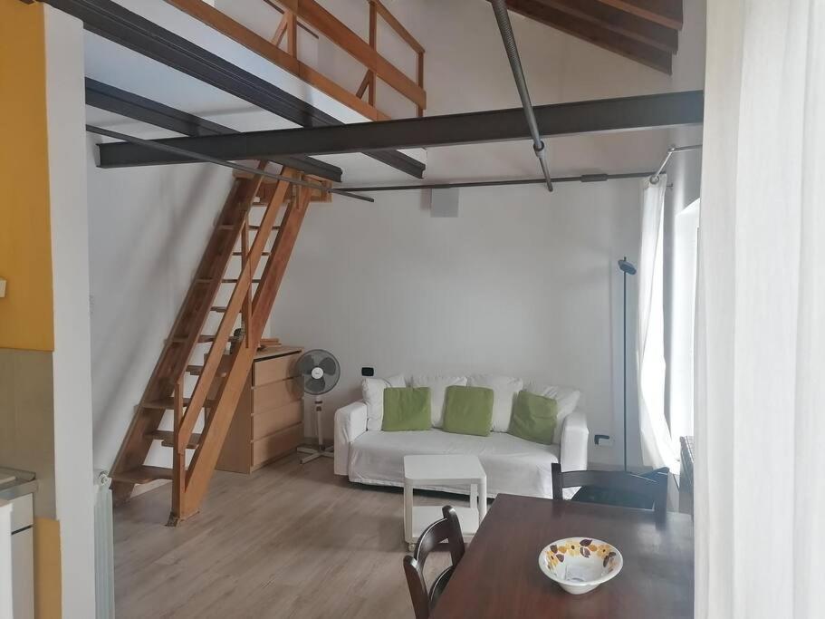 Apartment Adorno 4 - Affitti Brevi Italia Janov Exteriér fotografie