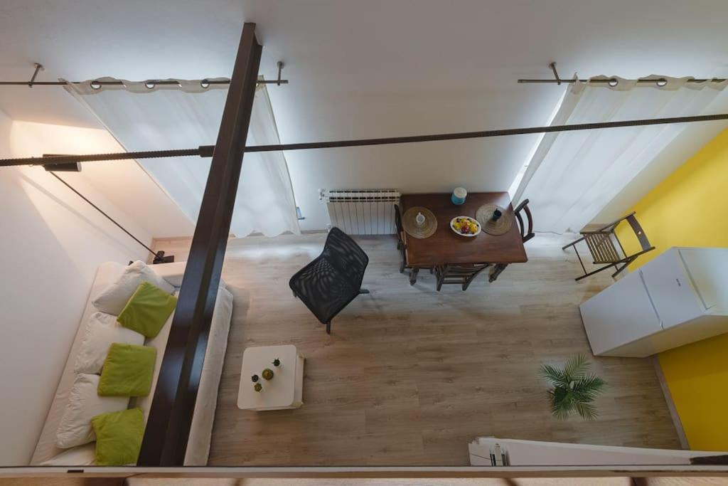 Apartment Adorno 4 - Affitti Brevi Italia Janov Exteriér fotografie
