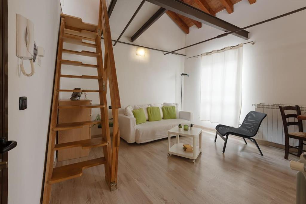 Apartment Adorno 4 - Affitti Brevi Italia Janov Exteriér fotografie